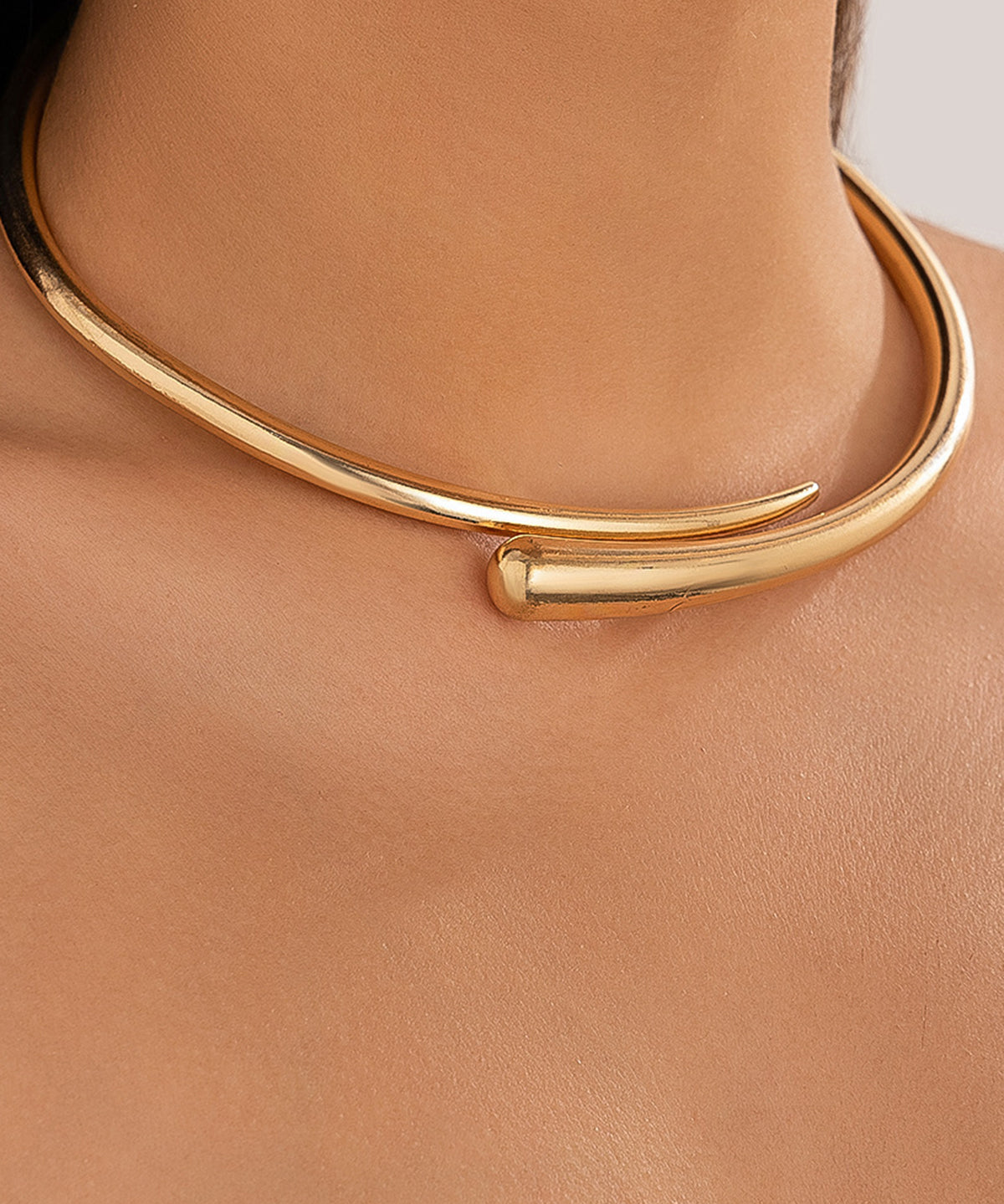 Legacy Sydney | Gold Water Drop Open Choker Necklace