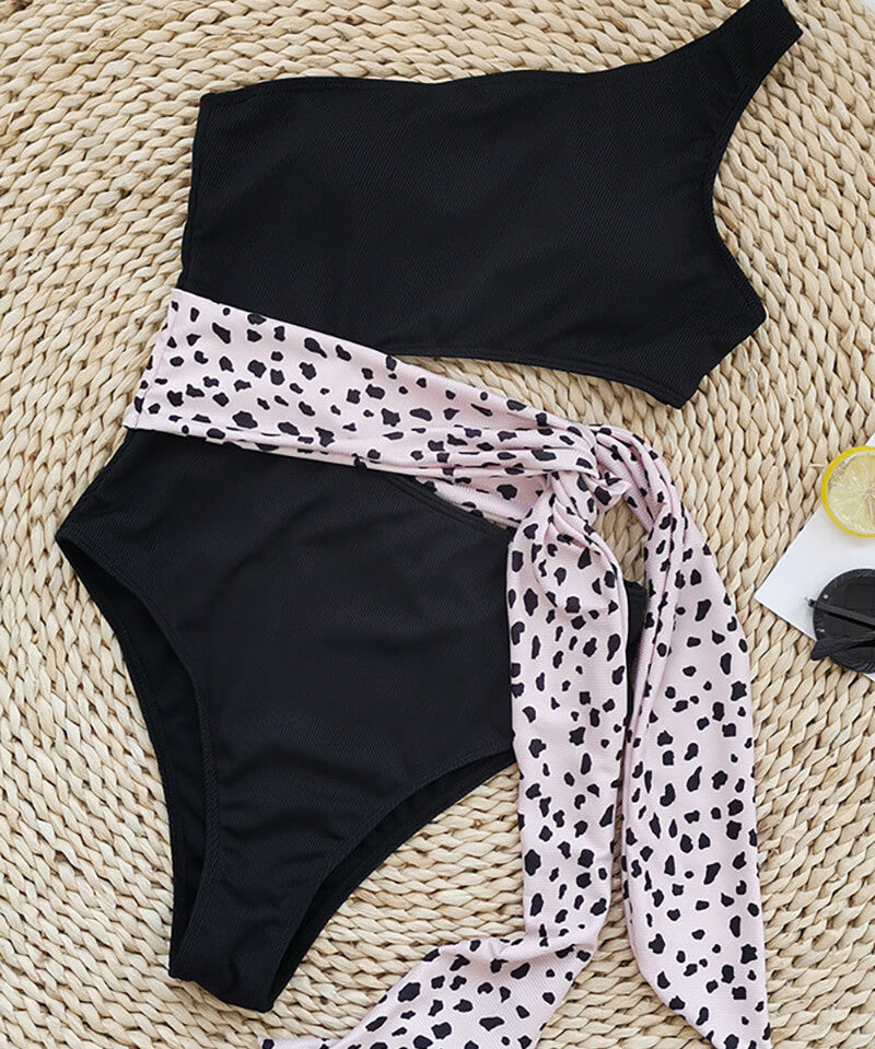 Legacy Sydney | One-Shoulder Swimsuit with Bow Detail