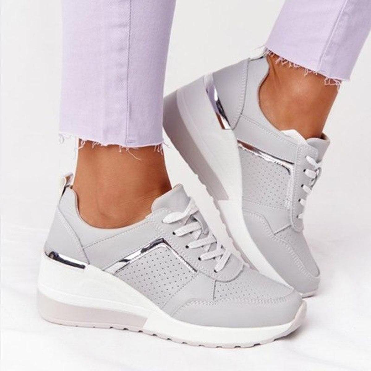 Women's Everyday Sneakers For Foot Pain Relief